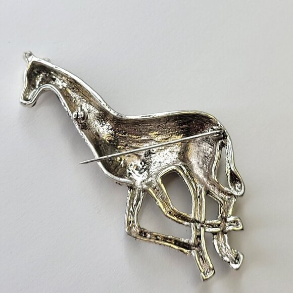 Silvertone Giraffe Brooch - Picture 12 of 15